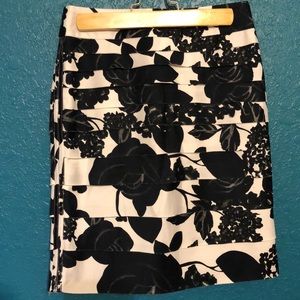 White House Black Market Business Skirt